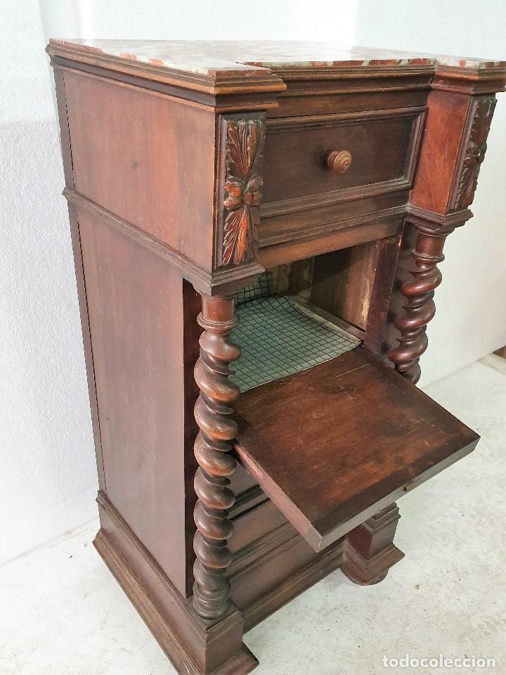 Antig&uuml;edades: ANTIGUA MESILLA SALOMONICA - Foto 1