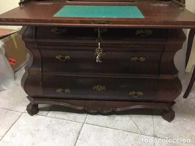 Antig&uuml;edades: BUREAU DE ESTILO HOLANDES. MADERA DE CAOBA. - Foto 3