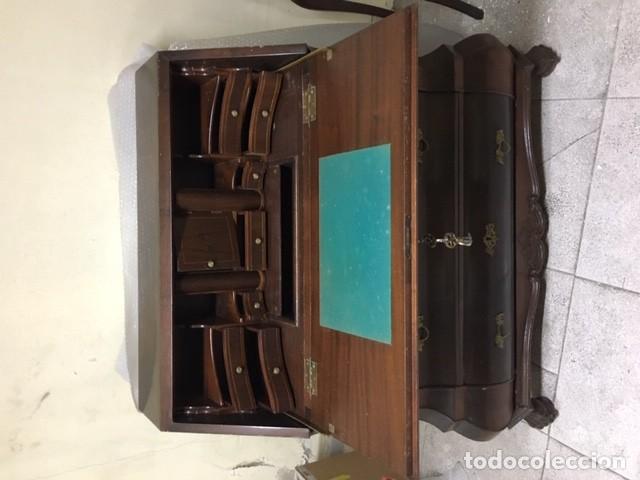 Antig&uuml;edades: BUREAU DE ESTILO HOLANDES. MADERA DE CAOBA. - Foto 7