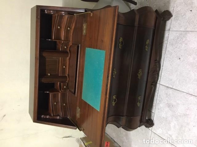 Antig&uuml;edades: BUREAU DE ESTILO HOLANDES. MADERA DE CAOBA. - Foto 9