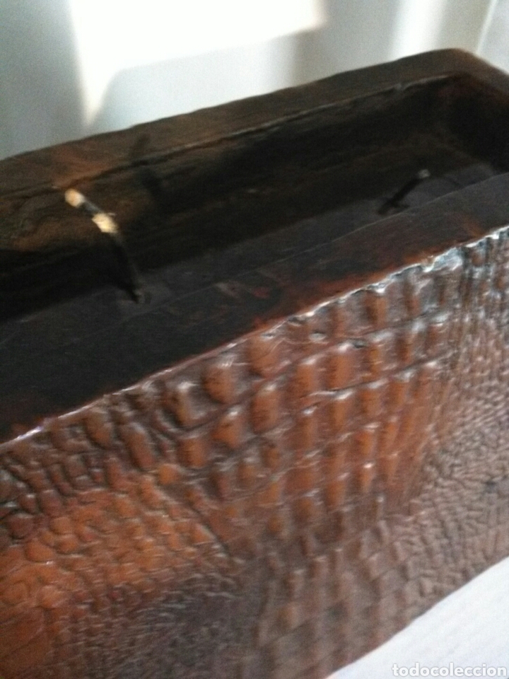 Antig&uuml;edades: VEL&Oacute;N DECORATIVO CON FORMA DE PIR&Aacute;MIDE. - Foto 3