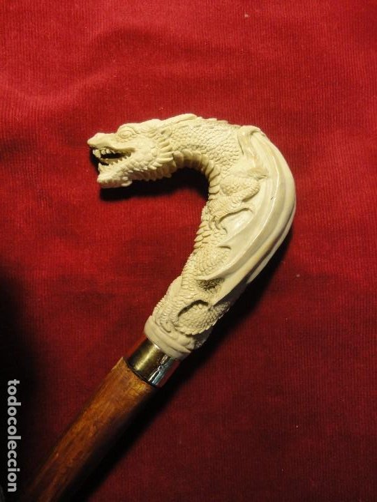 Antigüedades: Baston con empuñadura de hueso Dragon mitologico - Foto 3 - 193825875