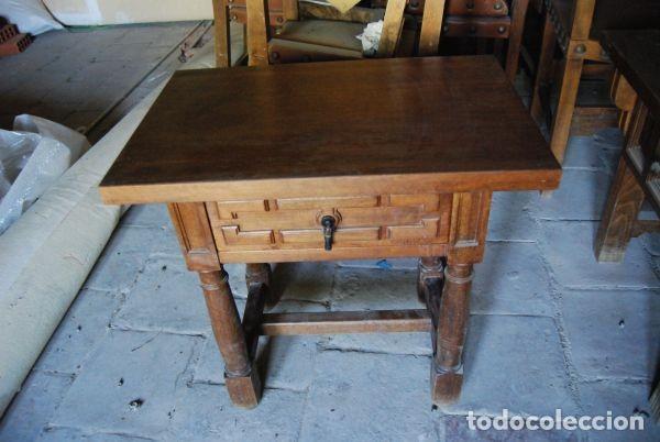 Antig&uuml;edades: Mesa baja rectangular en estilo castellano con un caj&oacute;n - Foto 1