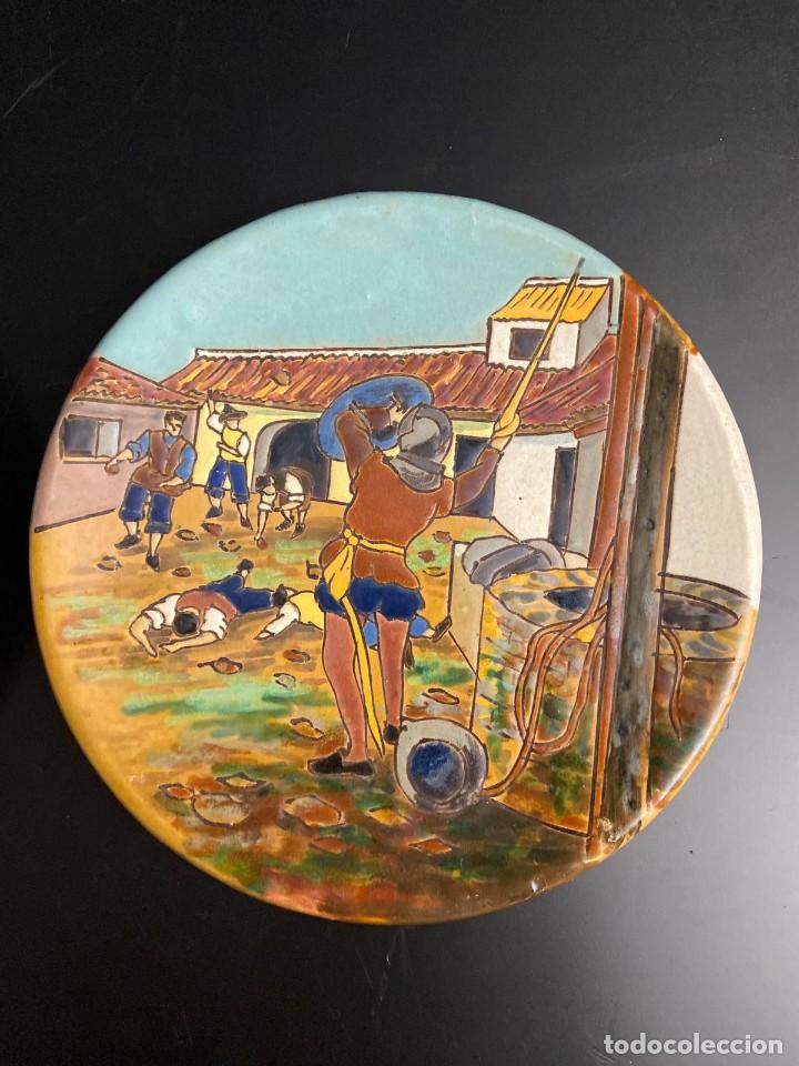 Antig&uuml;edades: Pareja de platos esmaltados - Foto 3