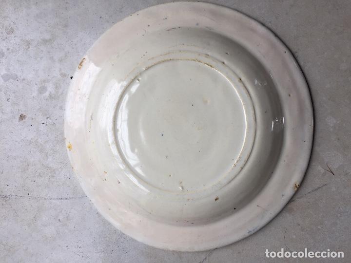 Antig&uuml;edades: PLATO MANISES  PAJARITO - Foto 2