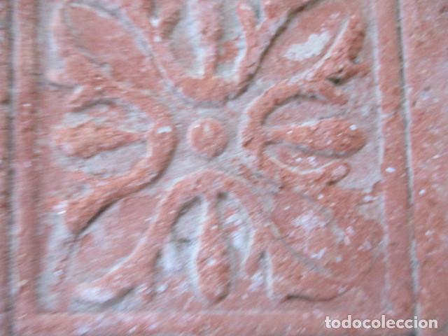Antig&uuml;edades: Azulejo siglo xvi - Foto 2