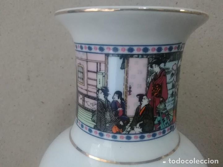Antig&uuml;edades: Jarr&oacute;n de porcelana - Foto 6
