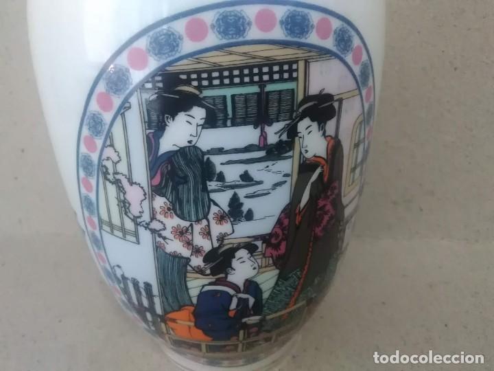 Antig&uuml;edades: Jarr&oacute;n de porcelana - Foto 7