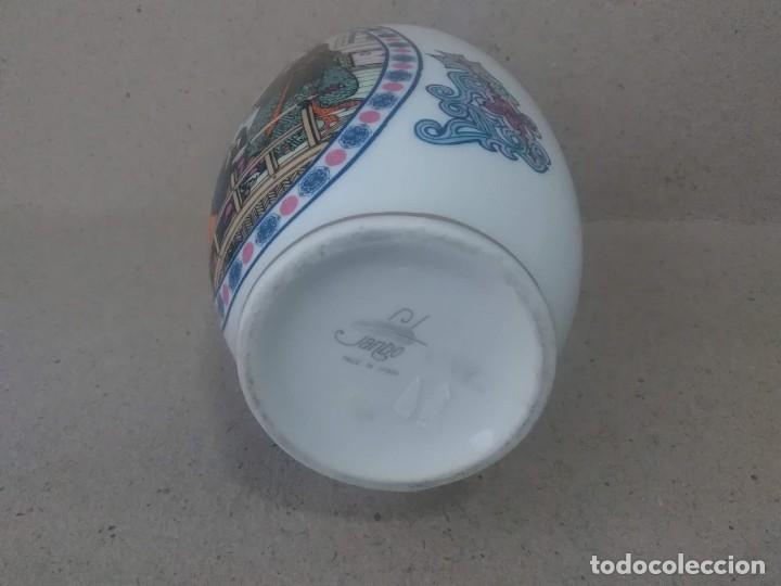 Antig&uuml;edades: Jarr&oacute;n de porcelana - Foto 8