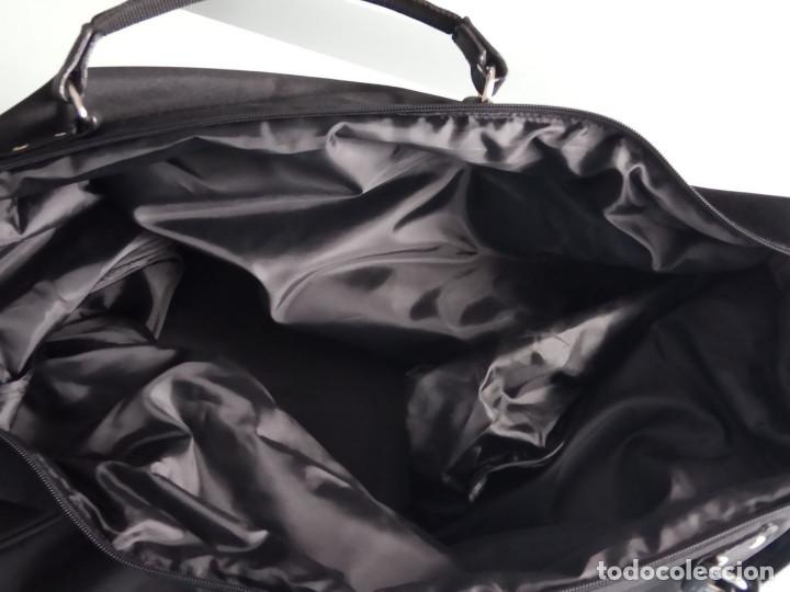 Antig&uuml;edades: Bolsa deporte 40x20cm. - Foto 4