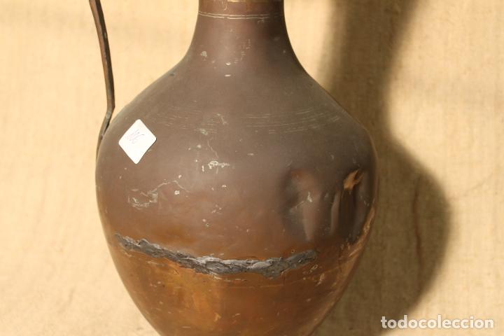 Antig&uuml;edades: jarra de cobre 106 - Foto 3