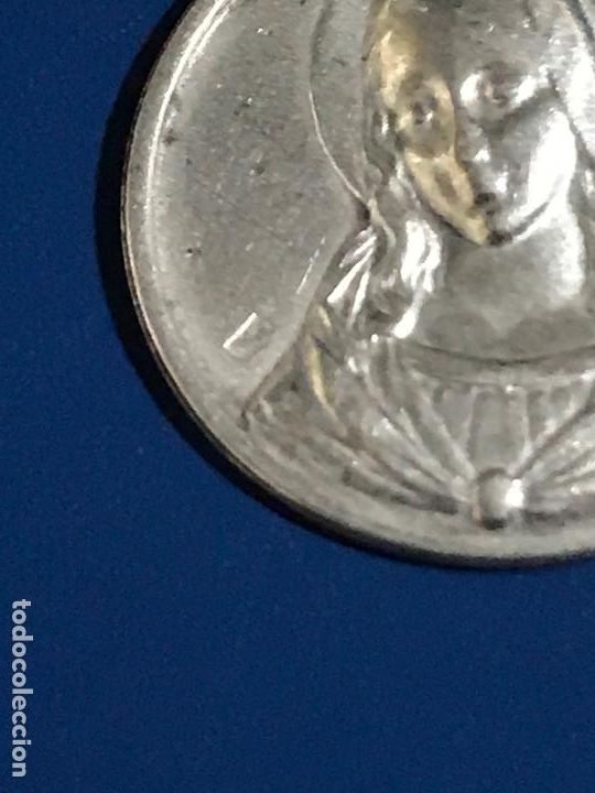 Antig&uuml;edades: Medalla Virgen - Foto 3