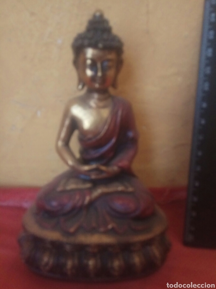 Antig&uuml;edades: &Iacute;DOLO Buda 14CM resina pulida