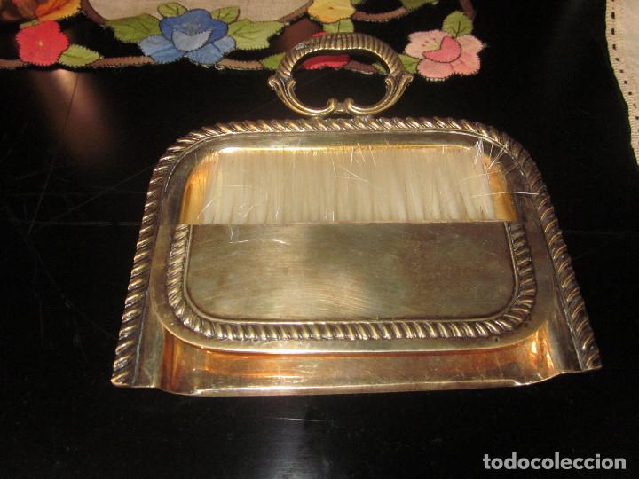 Antig&uuml;edades: ANTIGUO RECOGEMIGAS - Foto 2