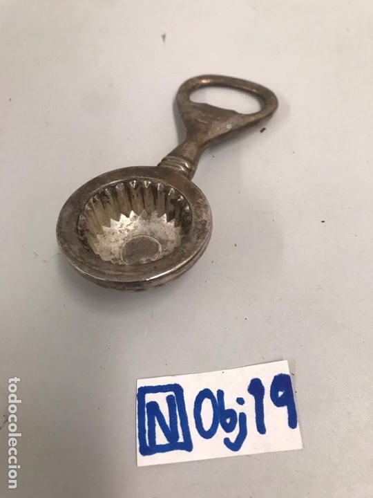 Antig&uuml;edades: Antiguo abre botella - Foto 3