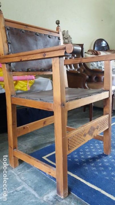 Antig&uuml;edades: Pareja de fraileros - Foto 1