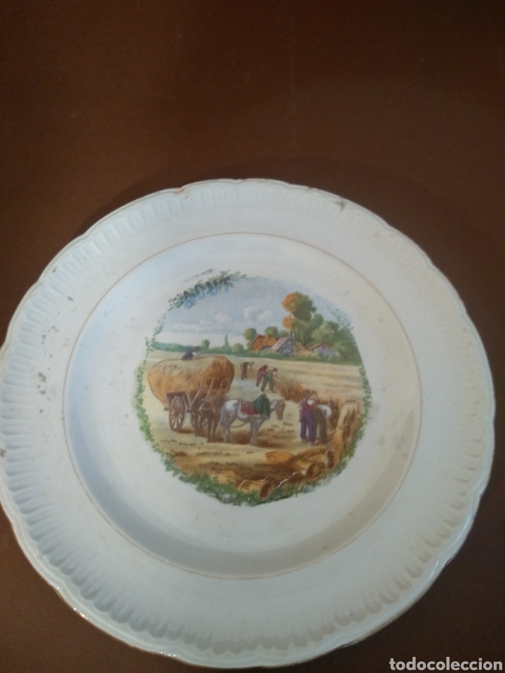 Antig&uuml;edades: Plato mes de Agosto Dinoise - Foto 2