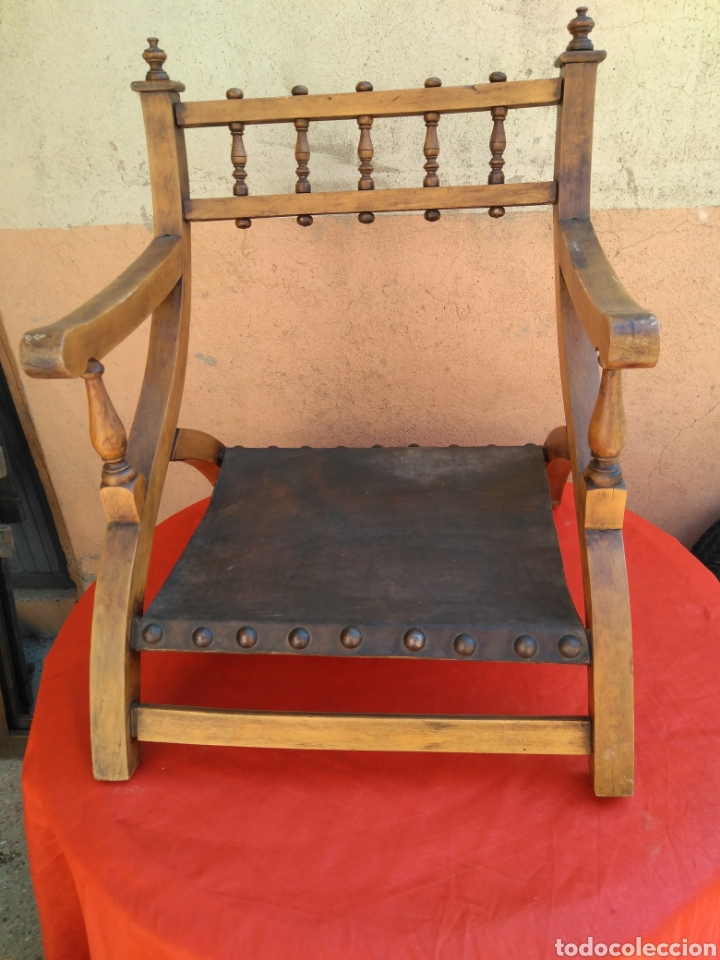 Antig&uuml;edades: Silla baja - Foto 2