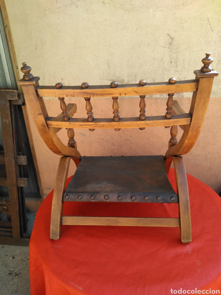 Antig&uuml;edades: Silla baja - Foto 1
