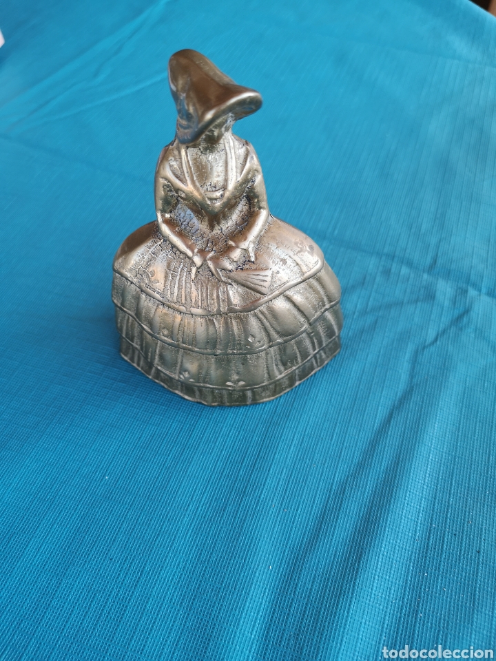 Antig&uuml;edades: Campana en Bronce de Figura de Dama Inglesa - Foto 1