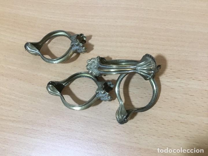 Antig&uuml;edades: ABRAZADERAS ANTIGUOS DE LATON - Foto 1
