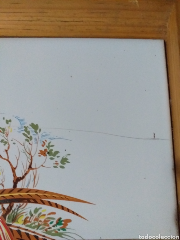 Antig&uuml;edades: BANDEJA MADERA CON AZULEJOS FAISANES - Foto 4