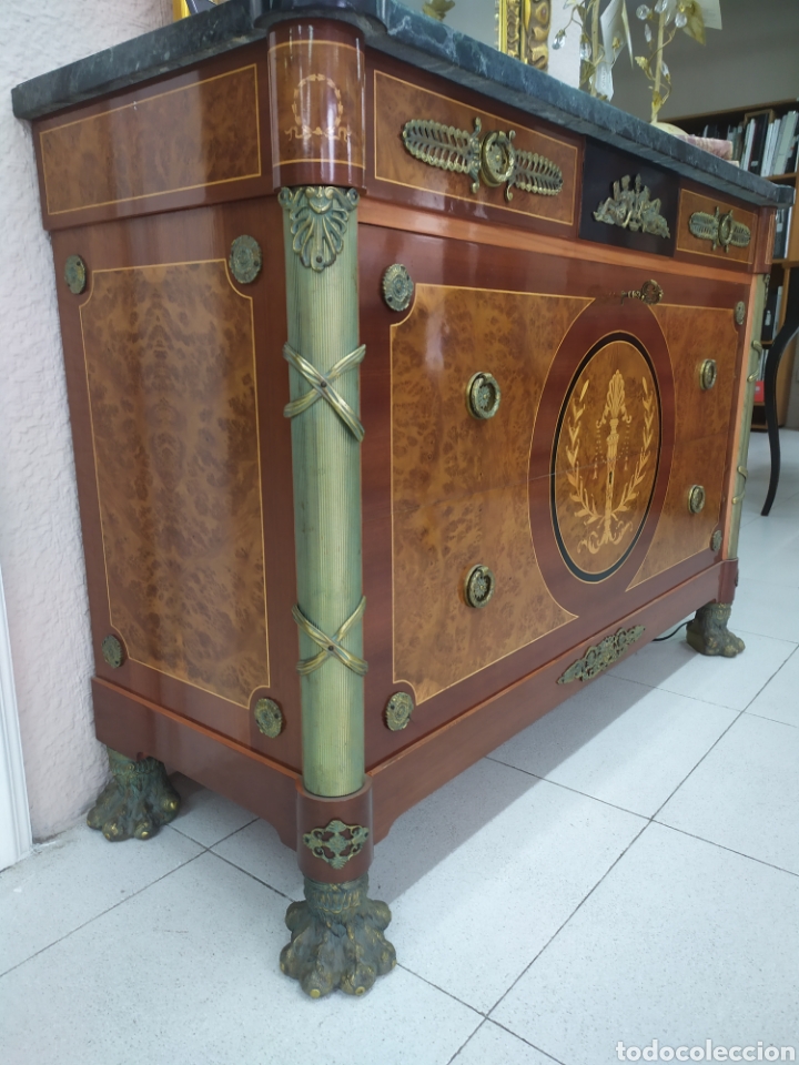 Antig&uuml;edades: C&oacute;moda con marqueter&iacute;a - Foto 2