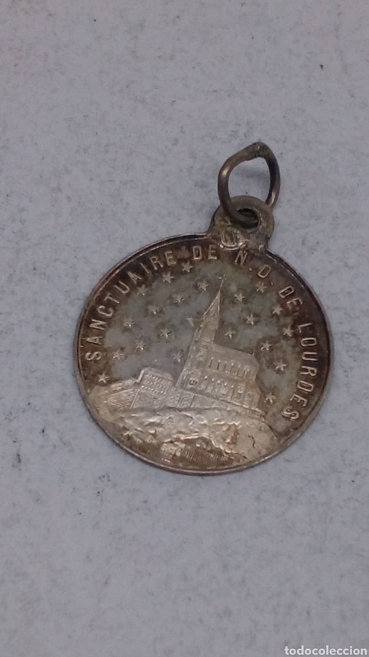 Antig&uuml;edades: Medalla de plata religiosa - Foto 1