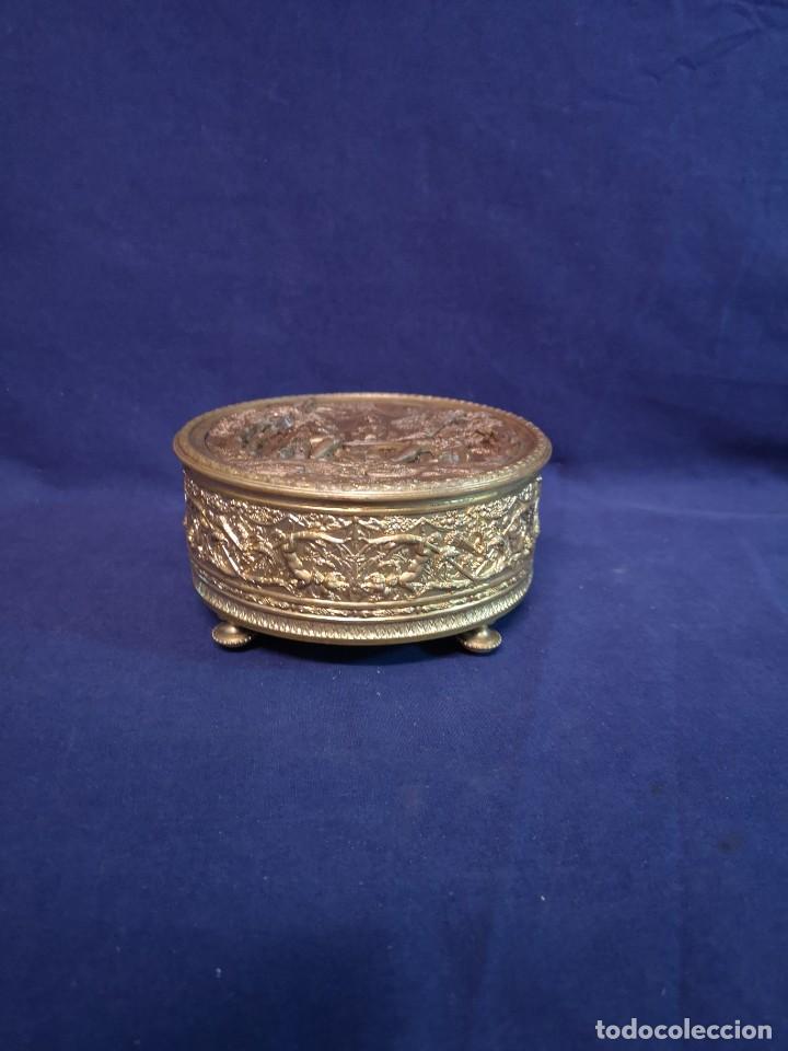 Antig&uuml;edades: CAJA FRANCESA EN BRONCE DORADO - Foto 2