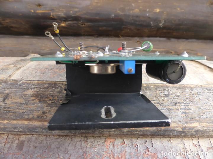 Antig&uuml;edades: ADARO PLACA DE CARGA PARA LAMPARAS DE MINA DE CASCO - Foto 3