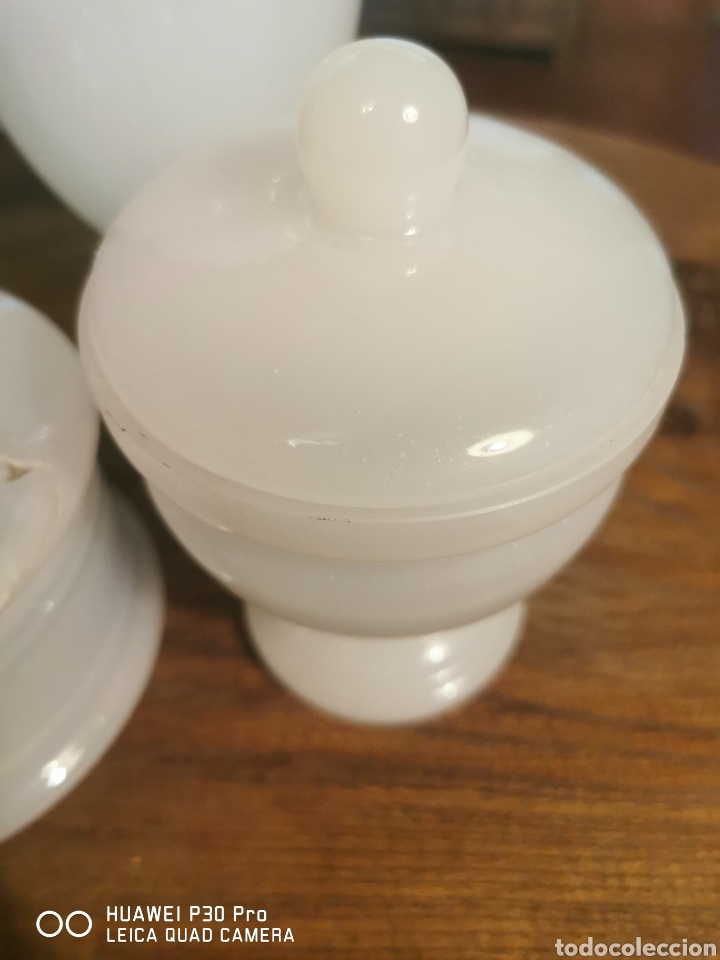 Antig&uuml;edades: Jarrones de cristal blanco - Foto 2