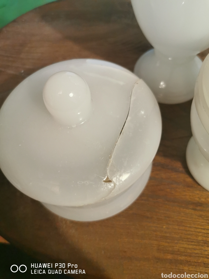 Antig&uuml;edades: Jarrones de cristal blanco - Foto 3