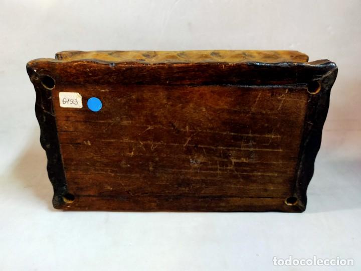 Antig&uuml;edades: CAJA DE MADERA TALLADA - Foto 12