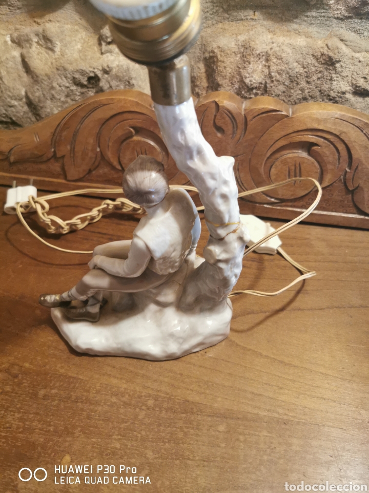 Antig&uuml;edades: l&aacute;mpara en porcelana - Foto 3
