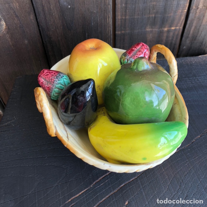 Antig&uuml;edades: CESTA CON FRUTAS EN CERAMICA DE MANISES - Foto 3