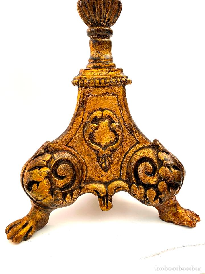 Antig&uuml;edades: CANDELABRO DE MADERA - S. XX - Foto 5