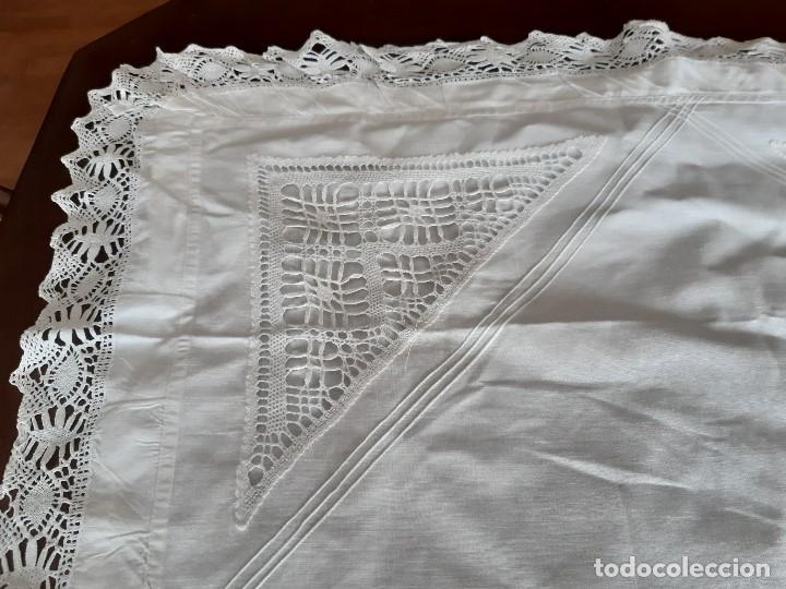 Antig&uuml;edades: CUADRANTE GRANDE DE ALMOHADA CON ENCAJE. - Foto 4