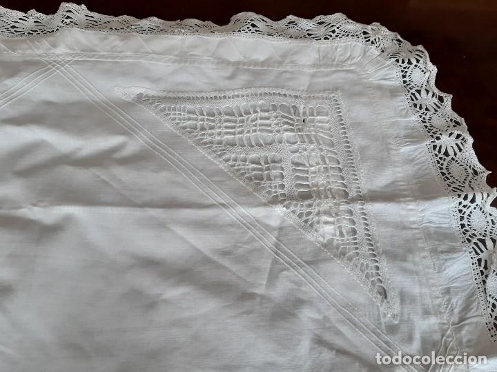 Antig&uuml;edades: CUADRANTE GRANDE DE ALMOHADA CON ENCAJE. - Foto 5