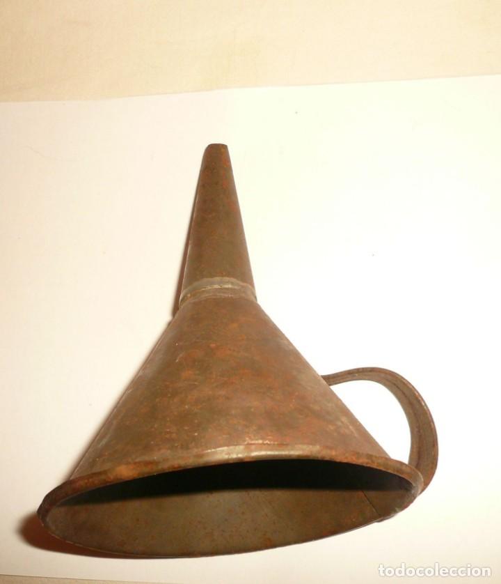 Antig&uuml;edades: EMBUDO DE HOJALATERO - Foto 5