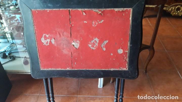 Antig&uuml;edades: Mesa de juego plegable s. XIX - Foto 5
