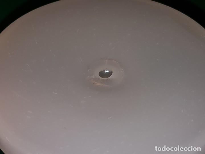 Antig&uuml;edades: ANTIGUO QUINQUE EN OPALINA BLANCO FF.SG.XIX. SOPLADO - Foto 2