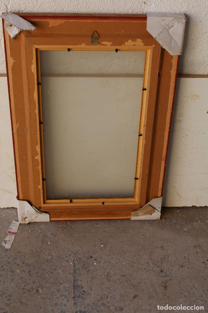 Antig&uuml;edades: marco de madera con cristal - Foto 2