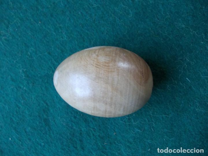 Oggetti Antichi: HUEVO DE MADERA PARA SURCIR CALCETINES ANTIGUO