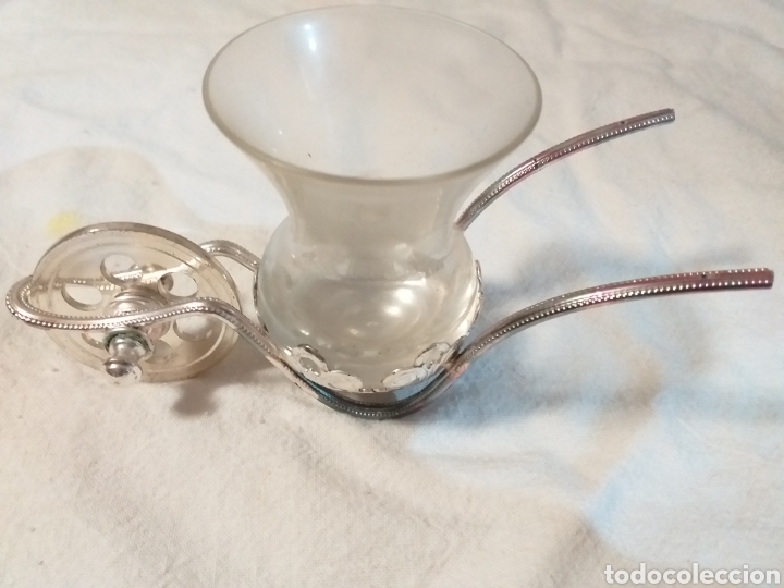 Antig&uuml;edades: Salsera de plata con forma de carretilla - Foto 1