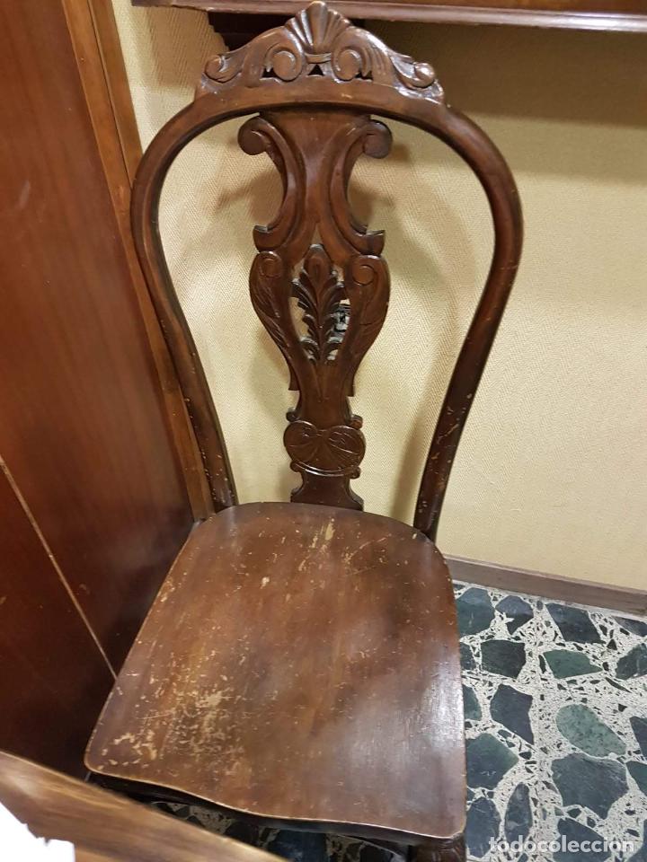 Antig&uuml;edades: 2 sillas de madera - Foto 1