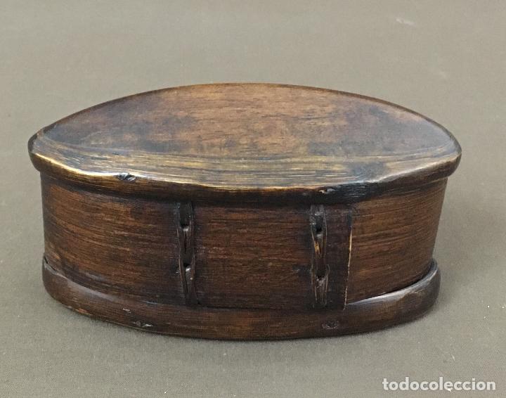 Antig&uuml;edades: Caja de bamb&uacute; - Foto 1