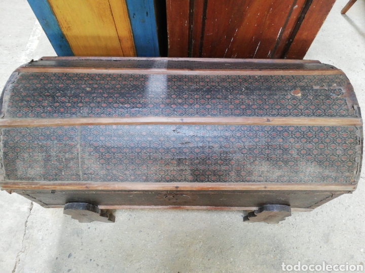 Antig&uuml;edades: Ba&uacute;l restaurado con patas - Foto 4