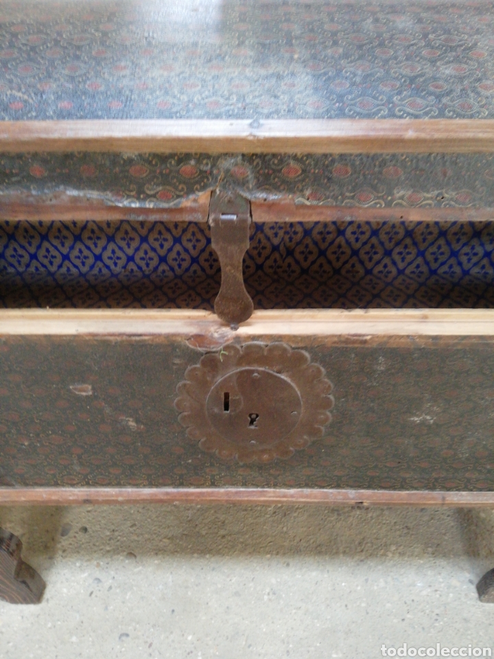 Antig&uuml;edades: Ba&uacute;l restaurado con patas - Foto 7