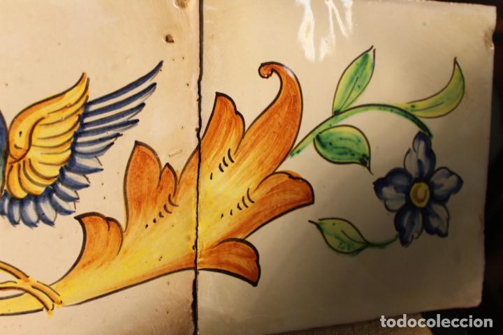 Antig&uuml;edades: Escalon de azulejos de manises - Foto 5