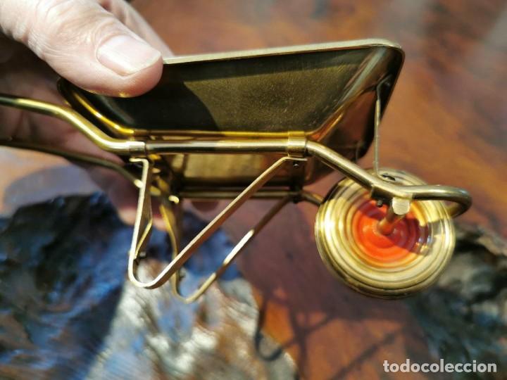 Antig&uuml;edades: ORIGINAL CARRO DE OBRAS EN BRONCE - Foto 3